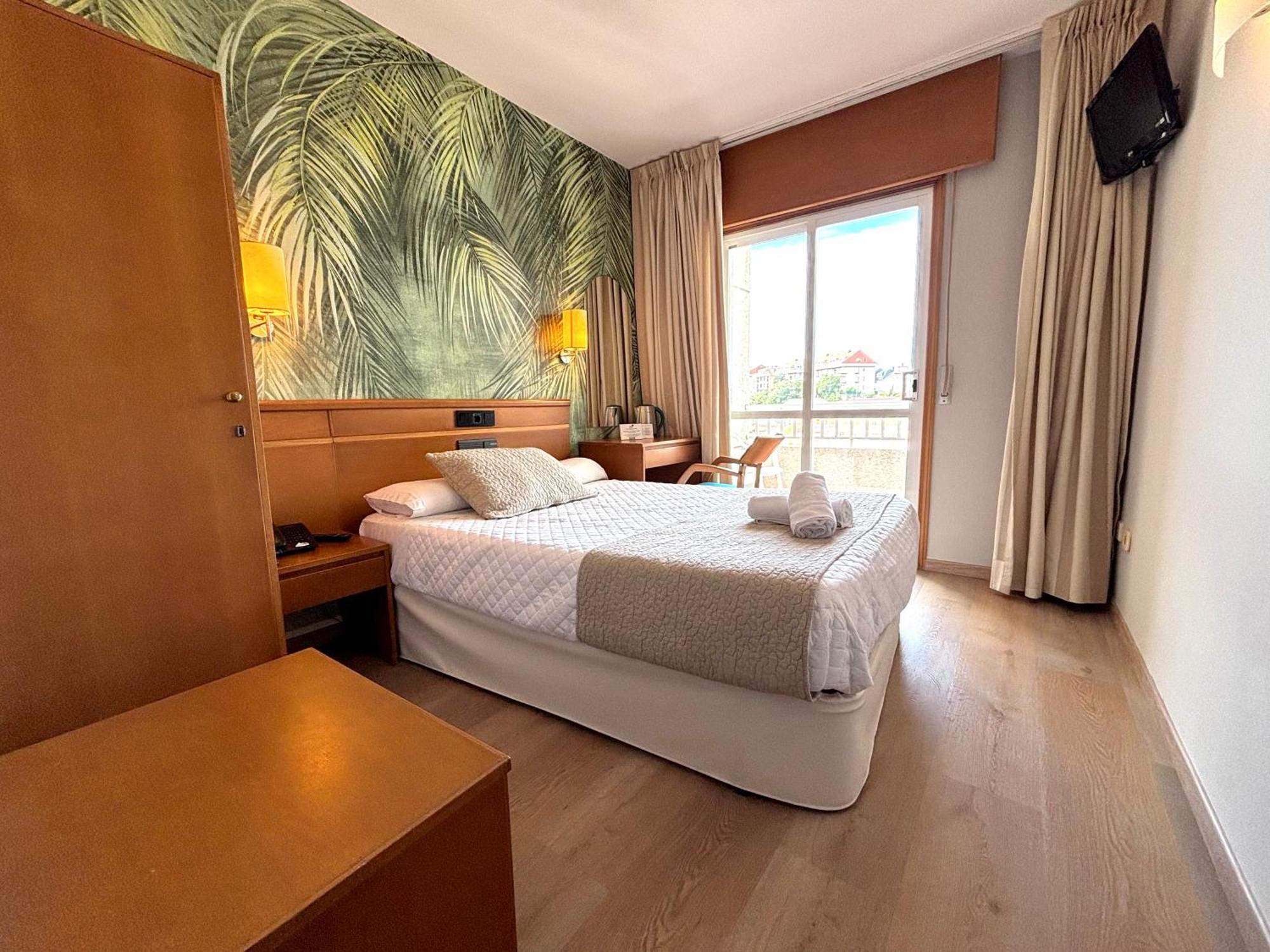 Hotel Atalaya I Portonovo Eksteriør bilde