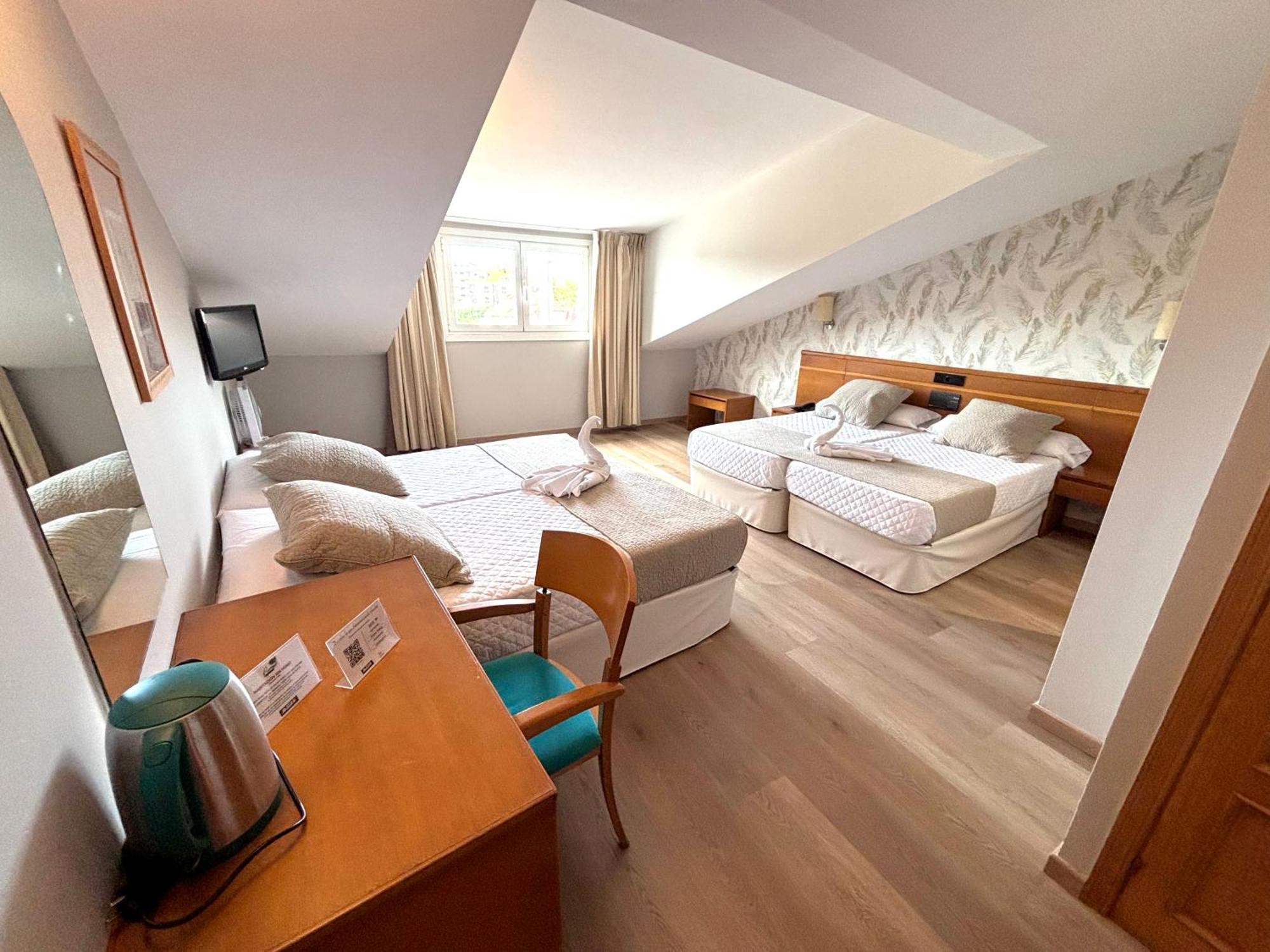 Hotel Atalaya I Portonovo Eksteriør bilde
