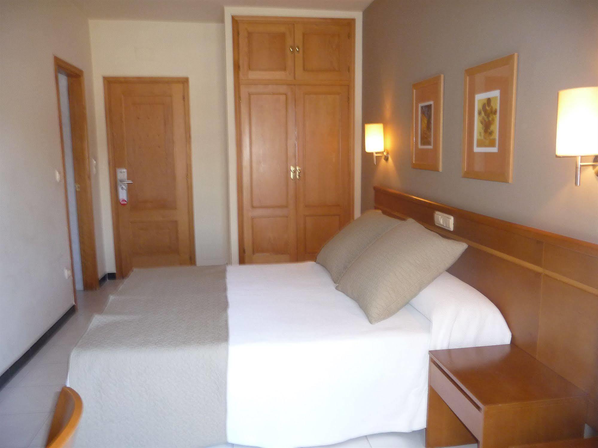 Hotel Atalaya I Portonovo Eksteriør bilde